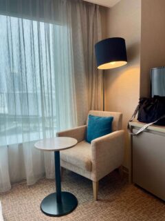 ザ スクエアホテル横浜みなとみらいに泊まった感想と室内の写真も撮りました！